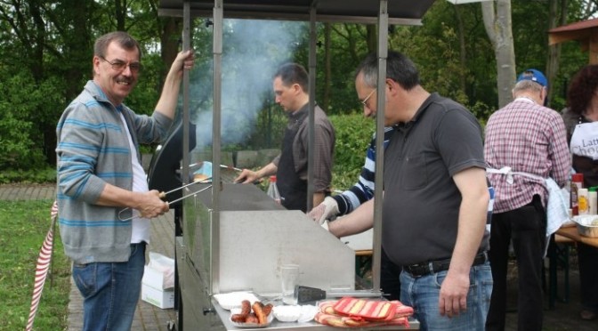 Schulfest 2012 Grillstand 1